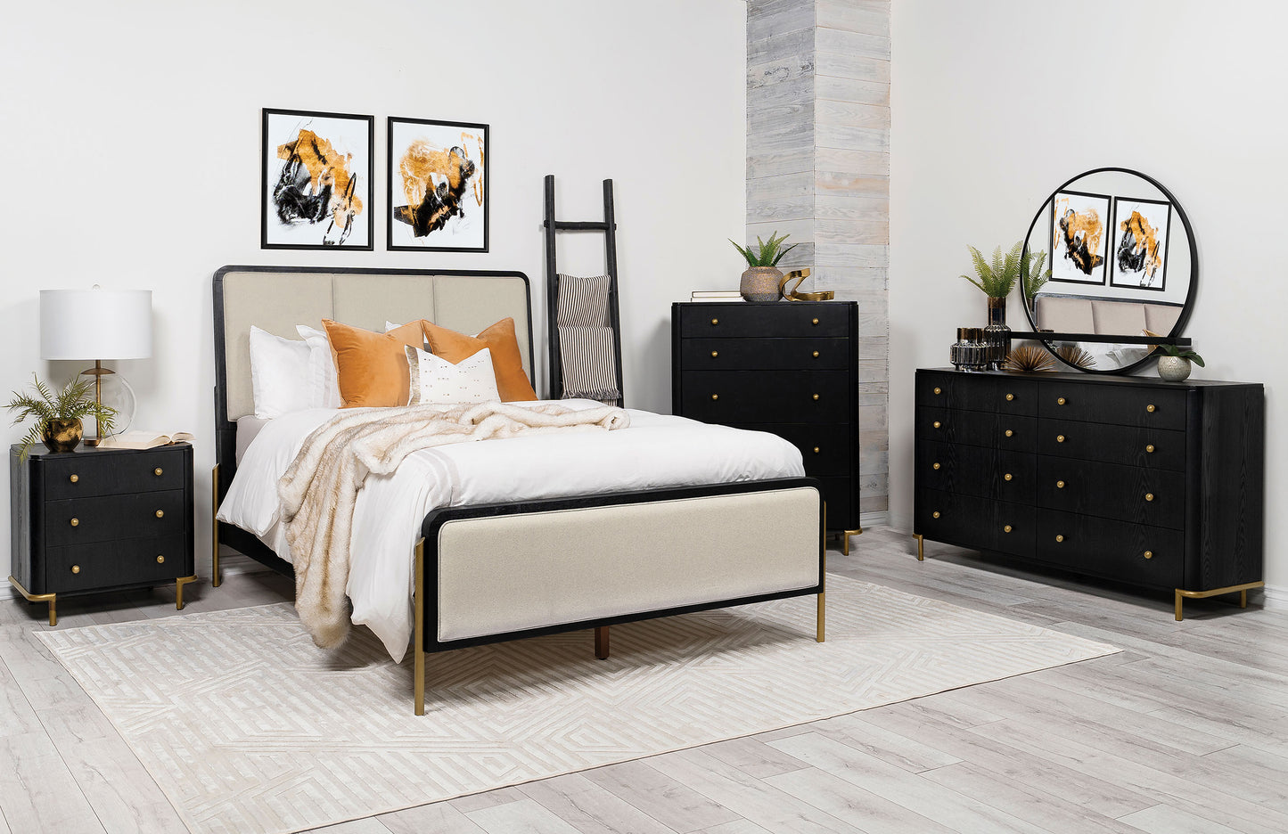 Arini 5-piece California King Bedroom Set Cream and Black