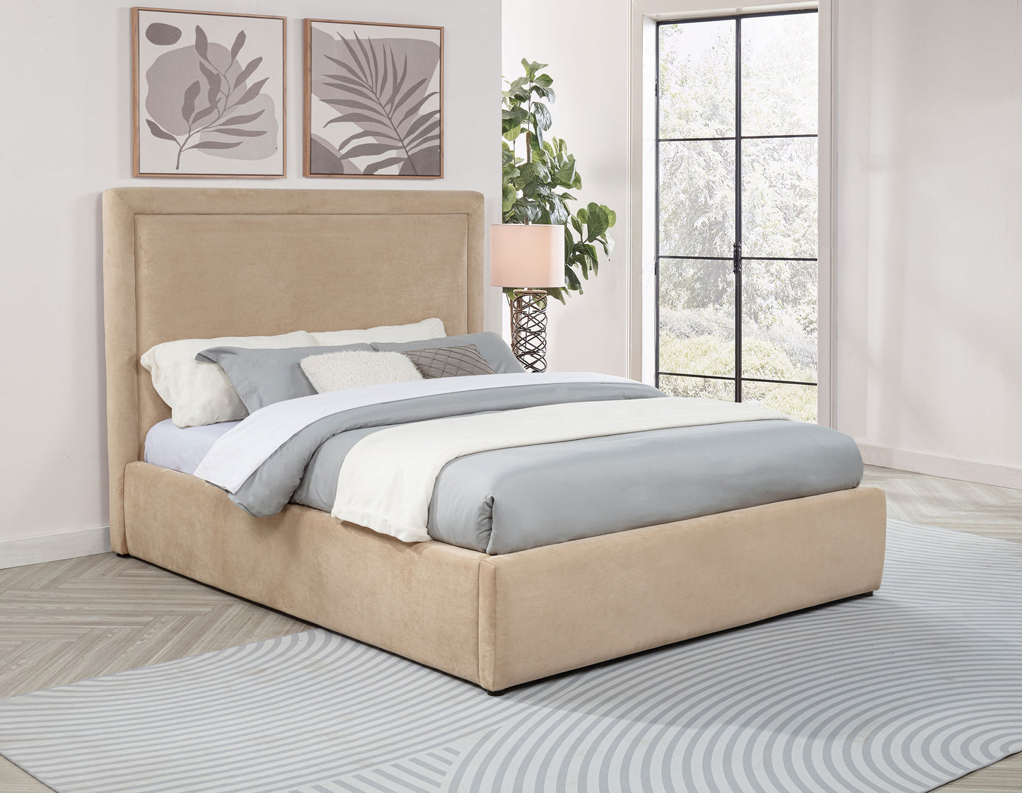 Lawson 54-inch Upholstered Eastern King Platform Bed Saddle