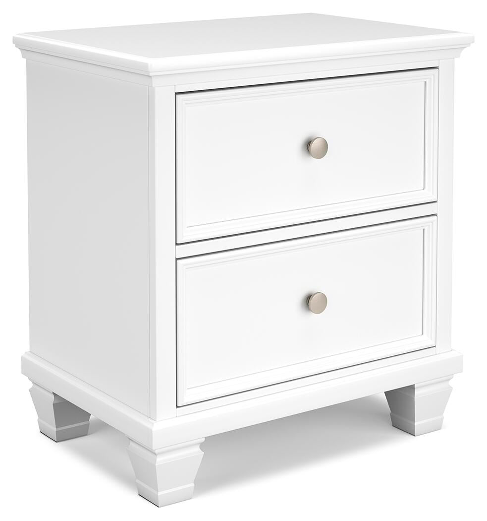 Fortman Full Panel Bed with Mirrored Dresser, Chest and Nightstand