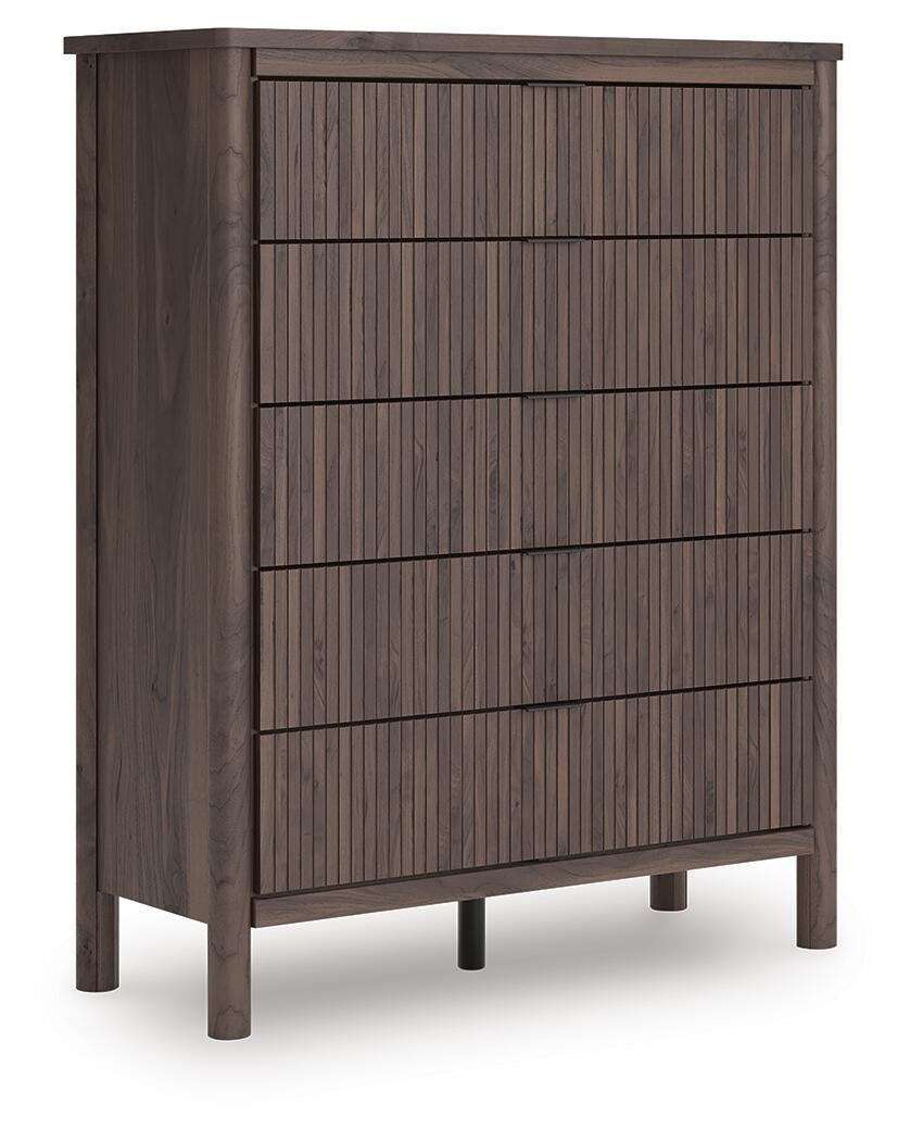 Pamytta Queen Panel Platform Bed, Dresser, Mirror, Chest and Nightstand