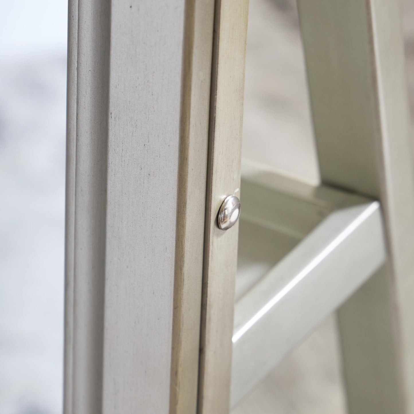 Evesen Floor Standing Mirror/Storage